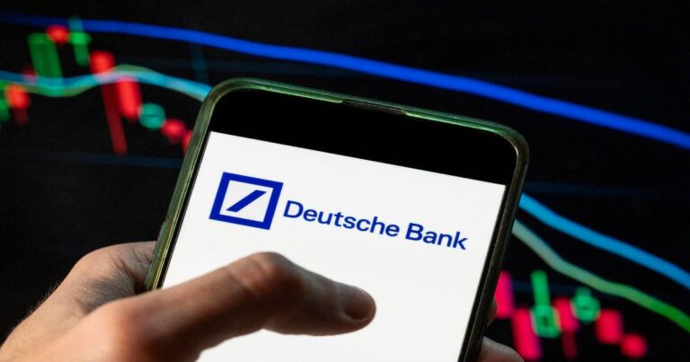 A Controlled demolition of the Banks?