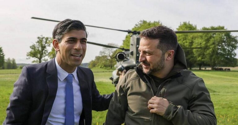Zelensky came a begging?