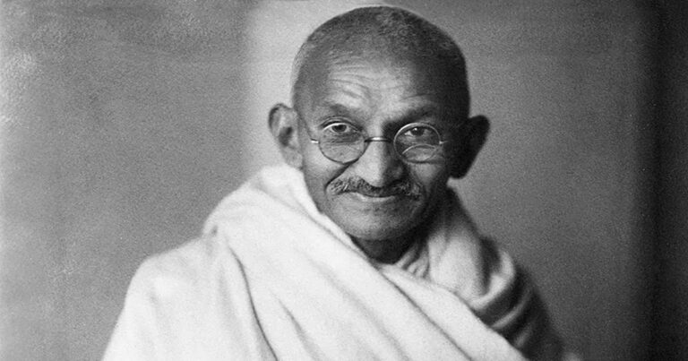 Mohandas Karamchand Gandhi and the delayed independence of India