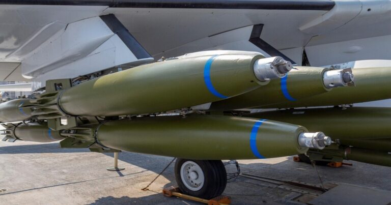 Clusterbombs for Peace!