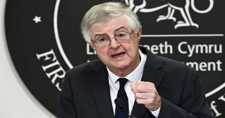 Welsh tyrant prepares to step down!