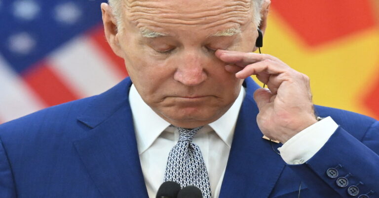 Biden on 9/11 – takes a nap!