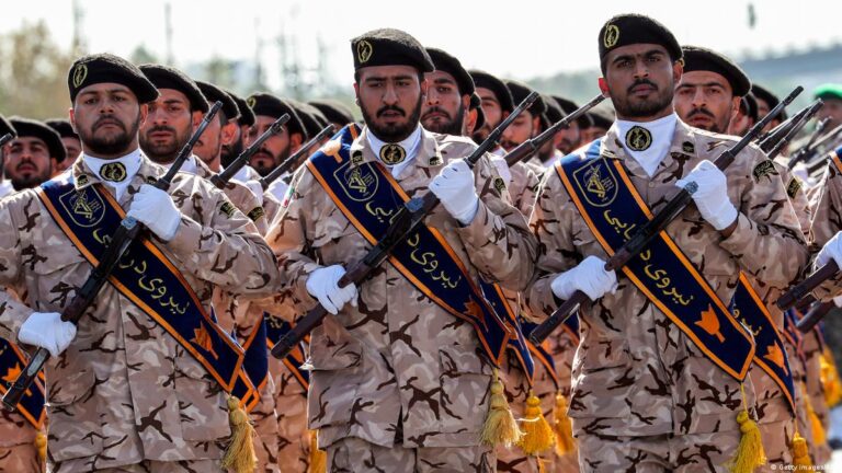 Warpigs want WAR with Iran now!
