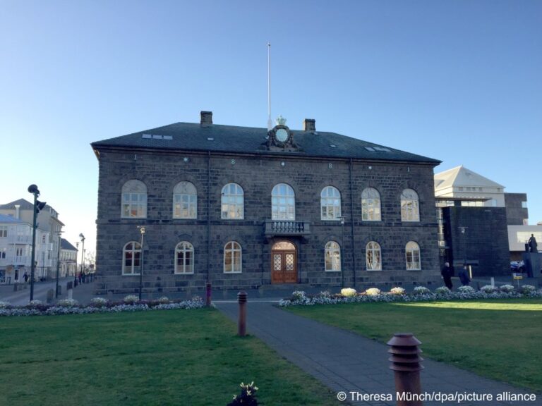 Icelandic enrichment