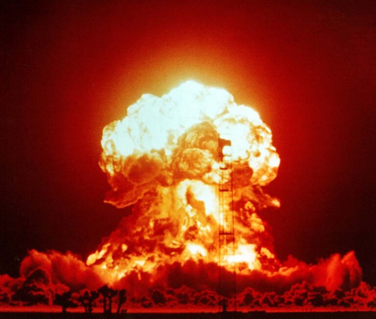 Vote Biden – Get WW3!